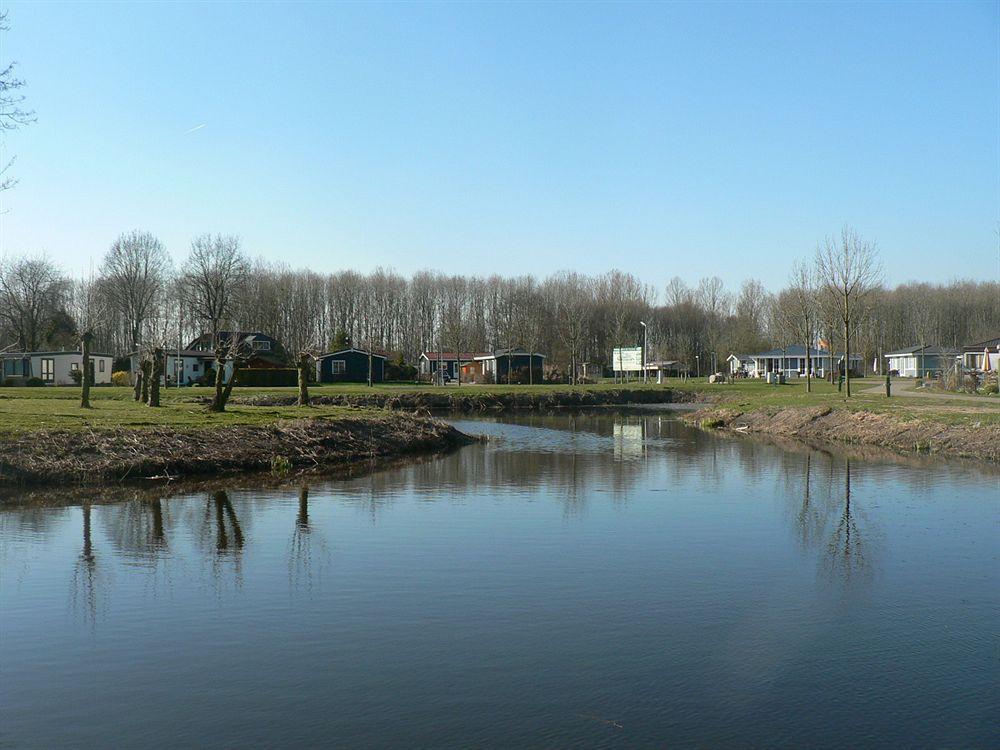Naturistenpark Flevonatuur Hotel ไนเกิร์ก ภายนอก รูปภาพ